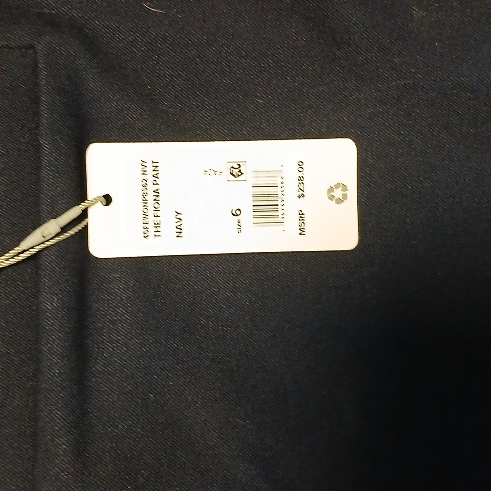 Favorite Daughter  The Fiona Pant size 6. Navy Blue